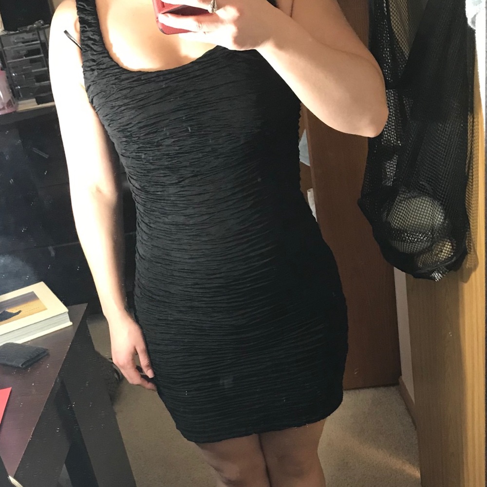 Beautiful black mini